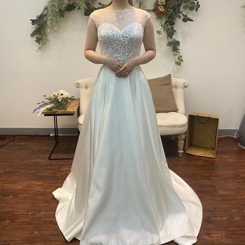 今どきのセパレートドレス