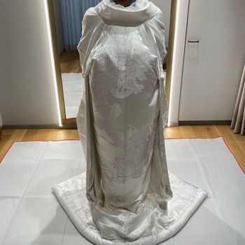 ゴージャスな柄の白無垢