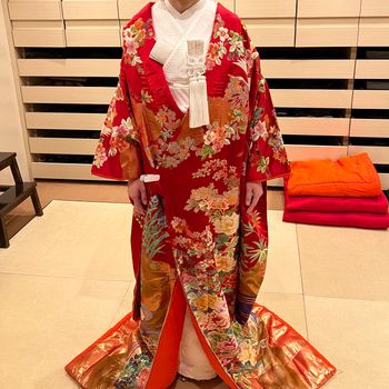 ゴールド感が強く華やか