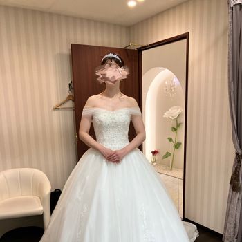 ふんわりプリンセスラインの姫ドレス