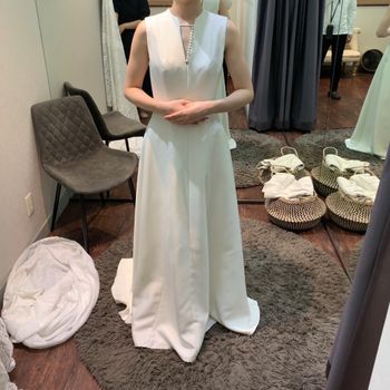 dress benedettaを表すようなカジュアルなドレス