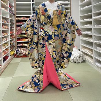 柄多めの紺色色打掛