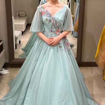 夏婚にぴったりなオシャレドレス