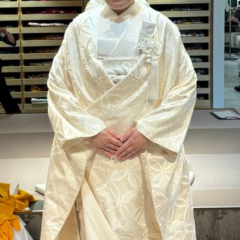 七宝唐織文の白無垢