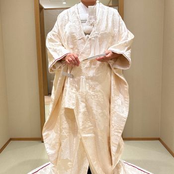 ワンポイントの赤