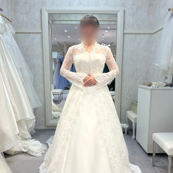 アナ雪のような上品なドレス