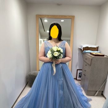 ドレスとレースが分けれて着用できる