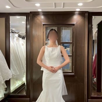 大人向きなクラシカルドレス