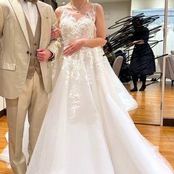 刺繍が可愛いナチュラルドレス