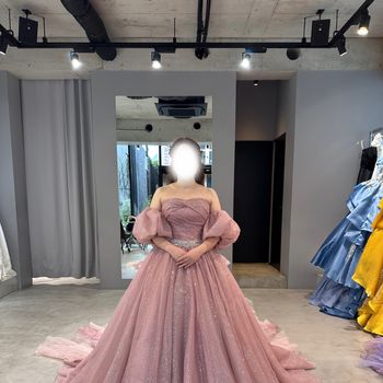 大人可愛いモーヴピンクドレス