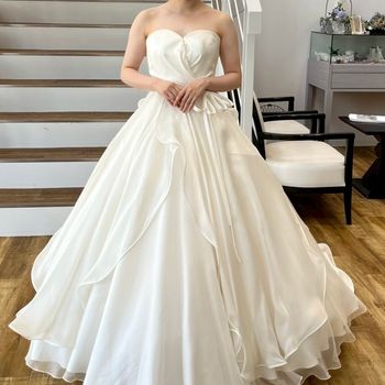 ふんわり柔らかく揺れる妖精さんのようなドレス