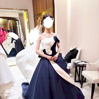 ハリ感のあるクラシカルなデザイン