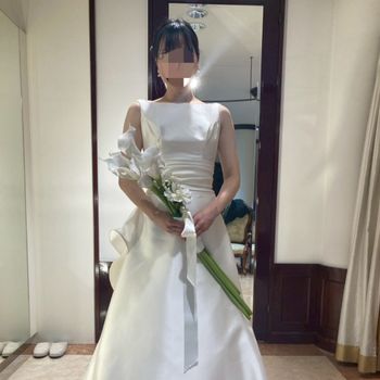 大人かわいいシンプルドレス