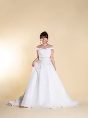 Aライン」のウェディングドレス一覧|ウェディングドレスの口コミ ...