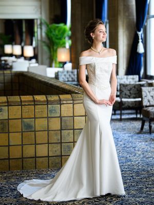 ロールカラー」のウェディングドレス一覧|ウェディングドレスの口コミ ...