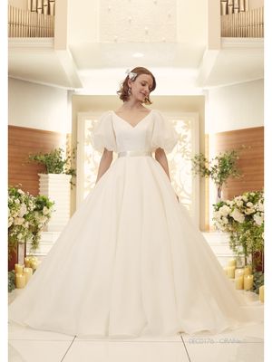 Aライン」×「半袖」のウェディングドレス一覧|ウェディングドレスの ...