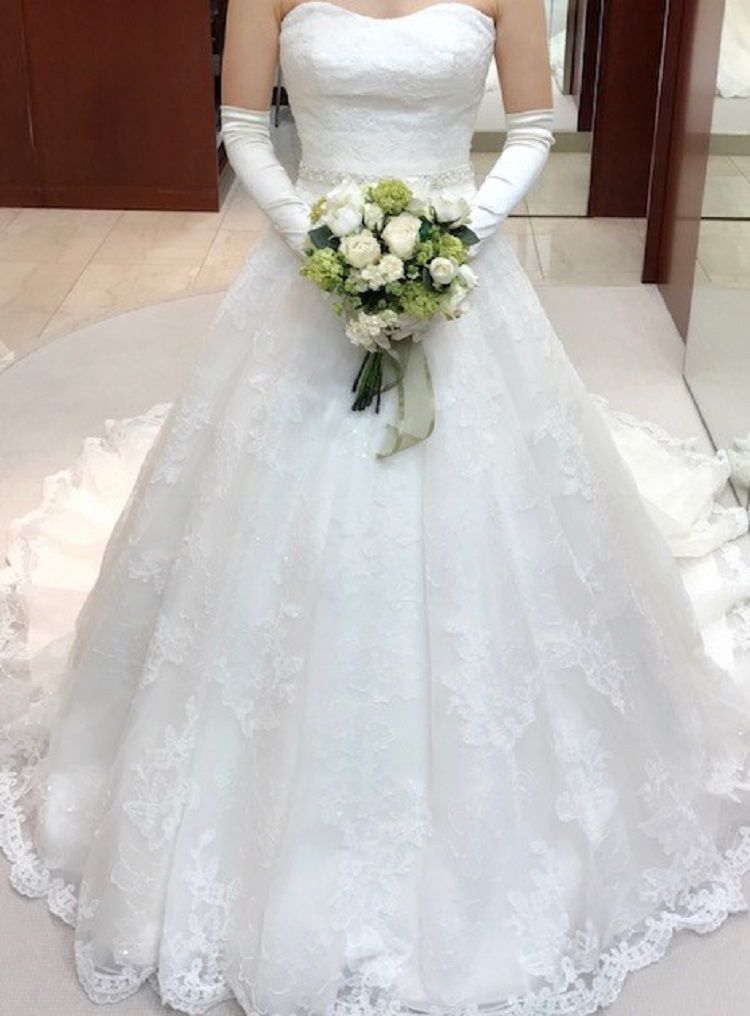 総レースの上品なドレス 最初見た時から一目ぼれして最後まで迷いました 第一印象はドレ 口コミ 評判 Premier プルミエ ウェディング ドレスの口コミサイト ウエディングパークドレス