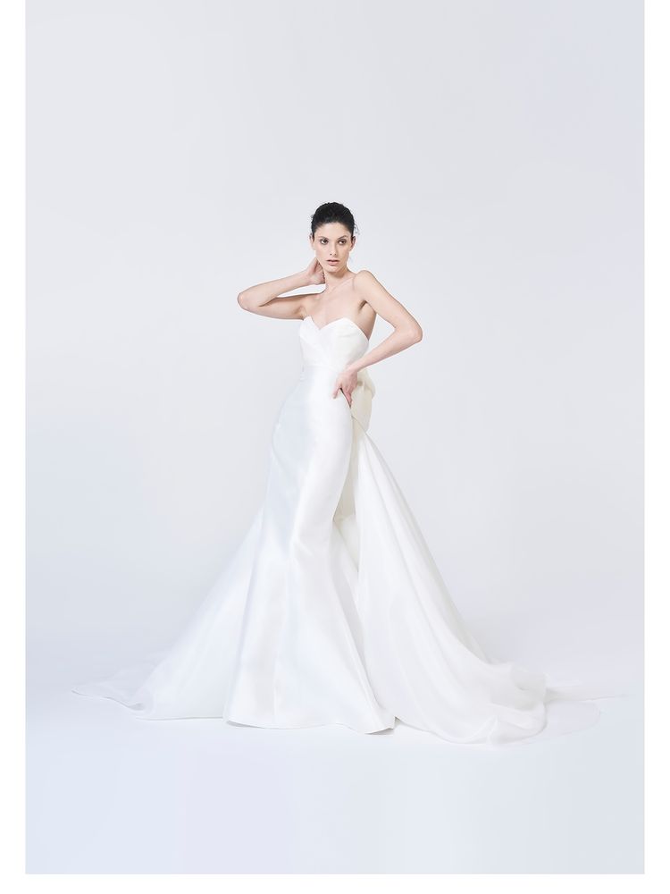 AR0040(IV)MARIA PIA/マリアピア|ACQUA GRAZIE(アクアグラツィエ)|ドレスショップ検索サイト【ウエディングパークドレス】