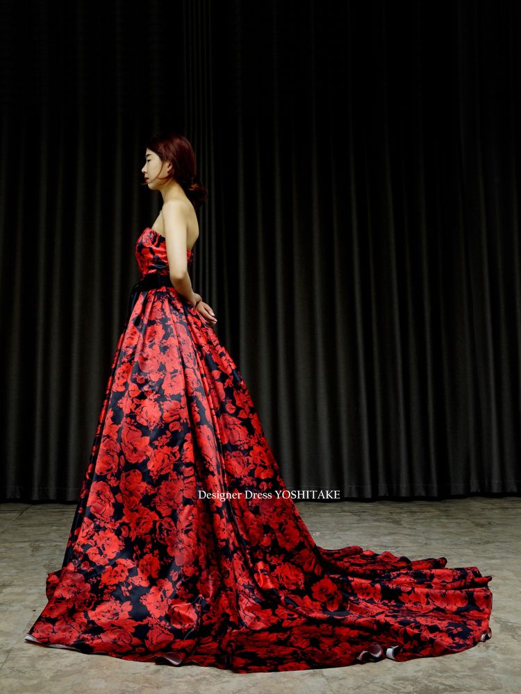 ウエディングロングトレーンドレス 黒赤サテン花柄 お色直し 撮影 演奏会 発表会 サンプルドレスは即現物購入可能 オーダーの場合は制作期間3週間から6週間 Wedding Dress Yoshitake ウエディングドレス ヨシタケ ウェディングドレスの口コミサイト ウエディング ウエディングロングトレーンドレス 黒赤サテン花柄 お色直し 撮影 演奏会 発表会 サンプルドレスは即現物購入可能 オーダーの場合は制作期間3週間から6週間 Wedding Dress Yoshitake ウエディングドレス ヨシタケ ウェディングドレスの口コミサイト ウエディング