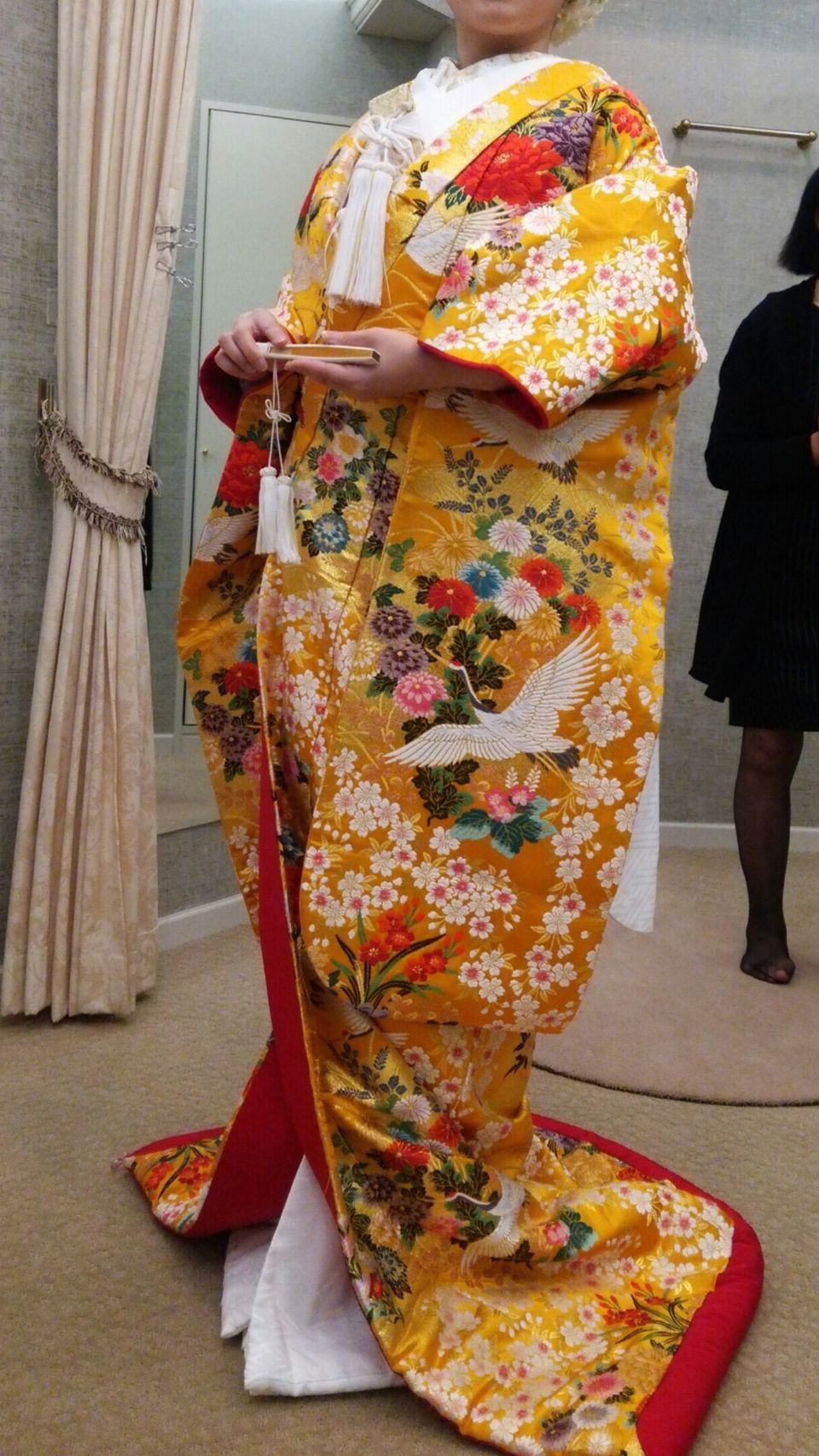 陽の光が当たる屋内神殿式