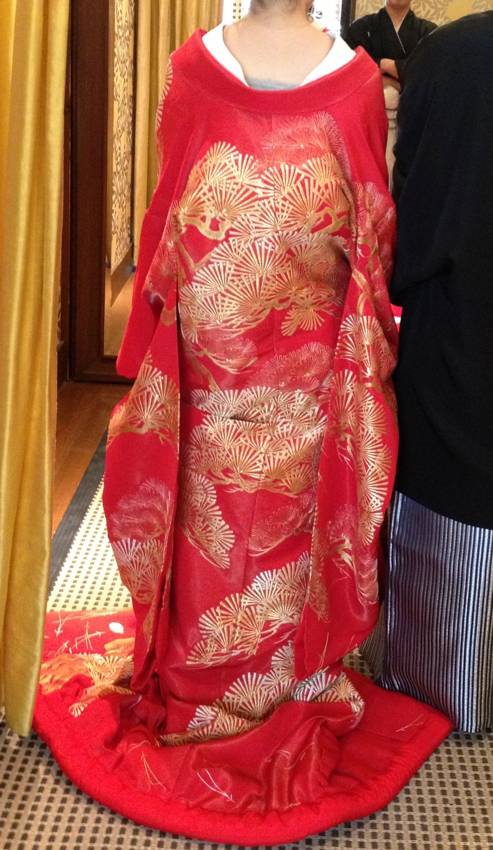 ゴージャスな色打掛