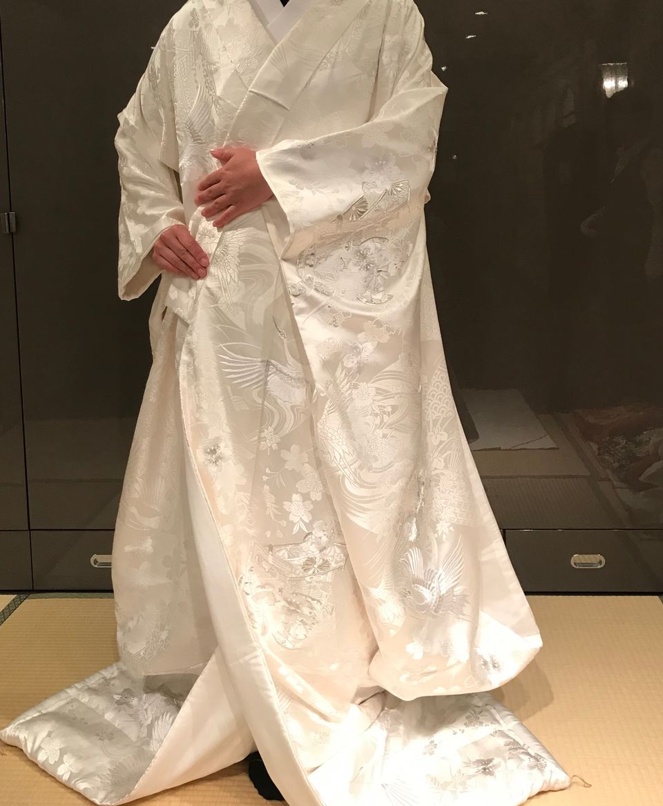 はっきりとした白無垢