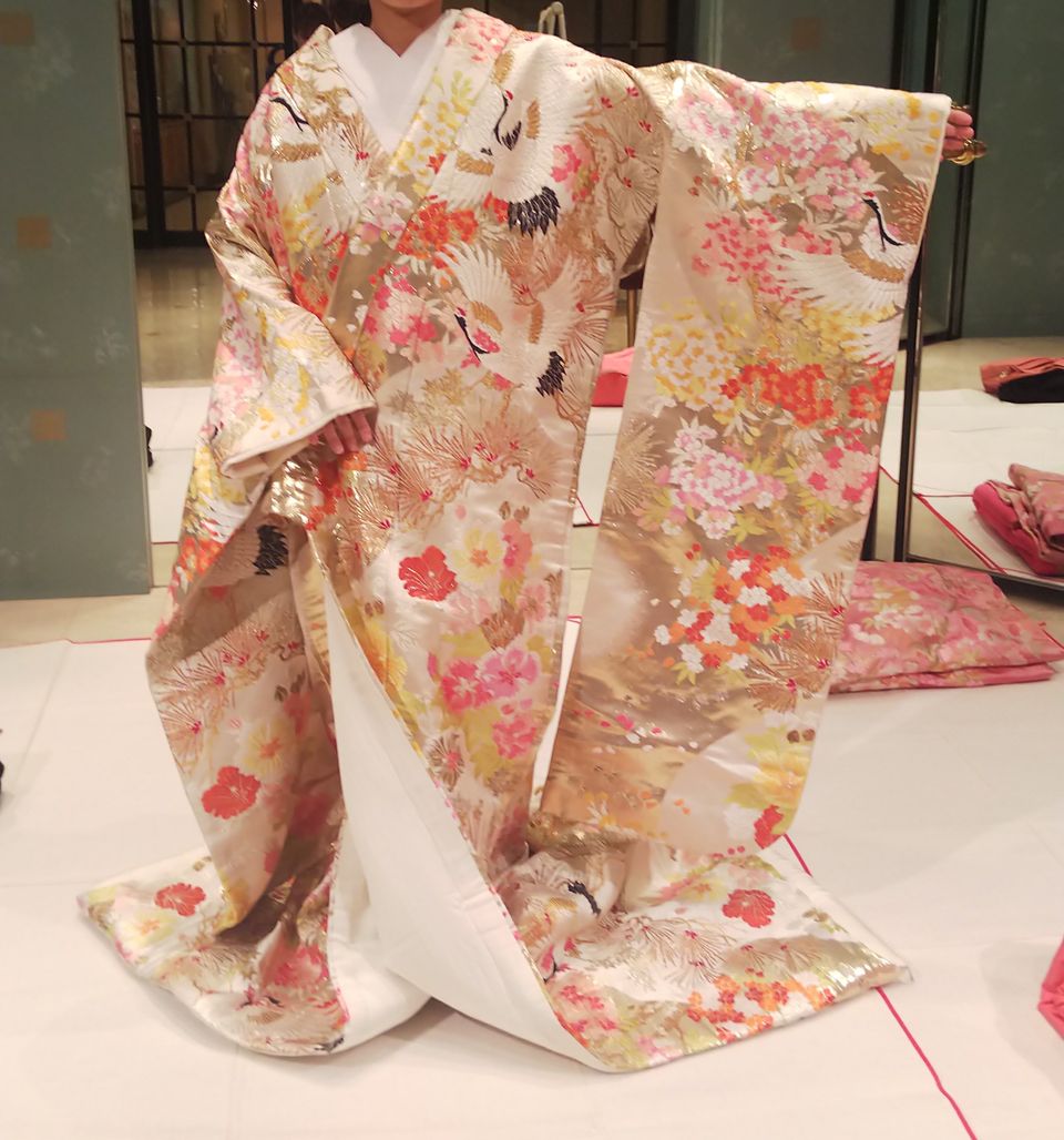 豪華な鶴の色打掛