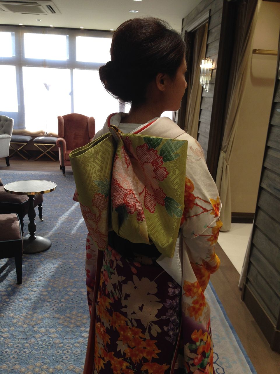 配色が絶妙！固定概念が変わった引き振袖