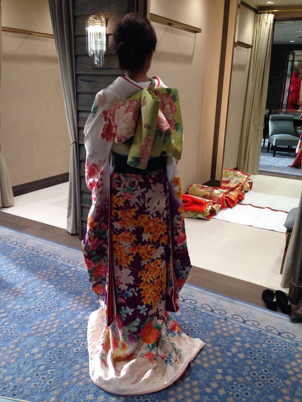 配色が絶妙！固定概念が変わった引き振袖