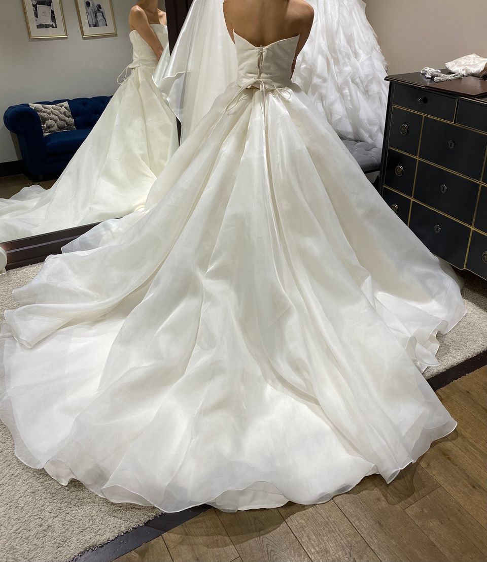 シンプルプリンセスドレス