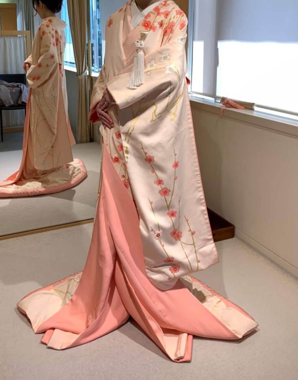 ピンク色のとても可愛らしい色打掛