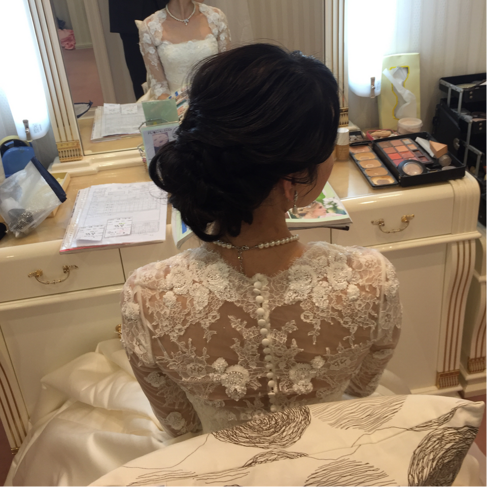 シンプルだけど綺麗なドレス