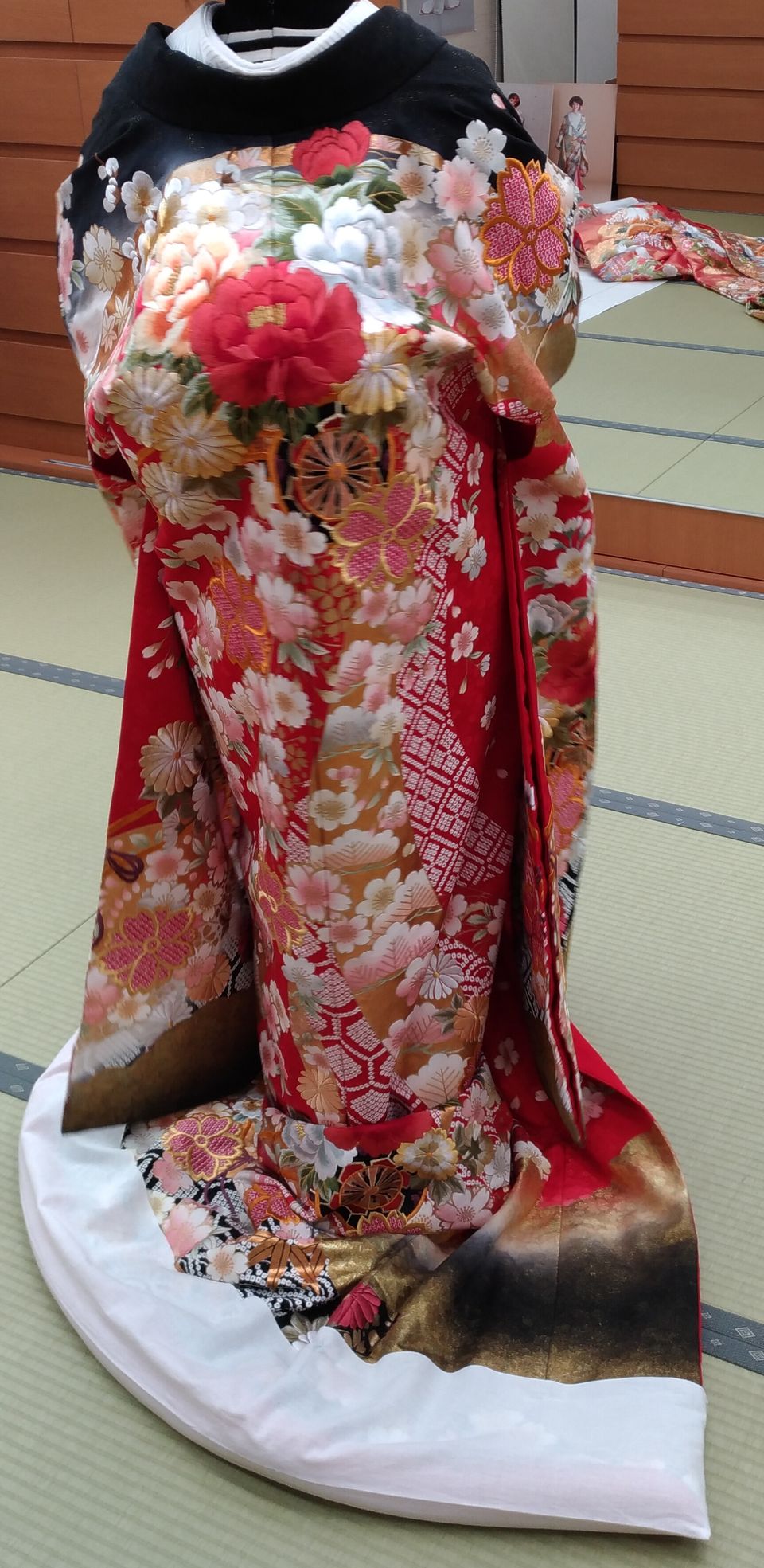 かっこいい黒い色打掛