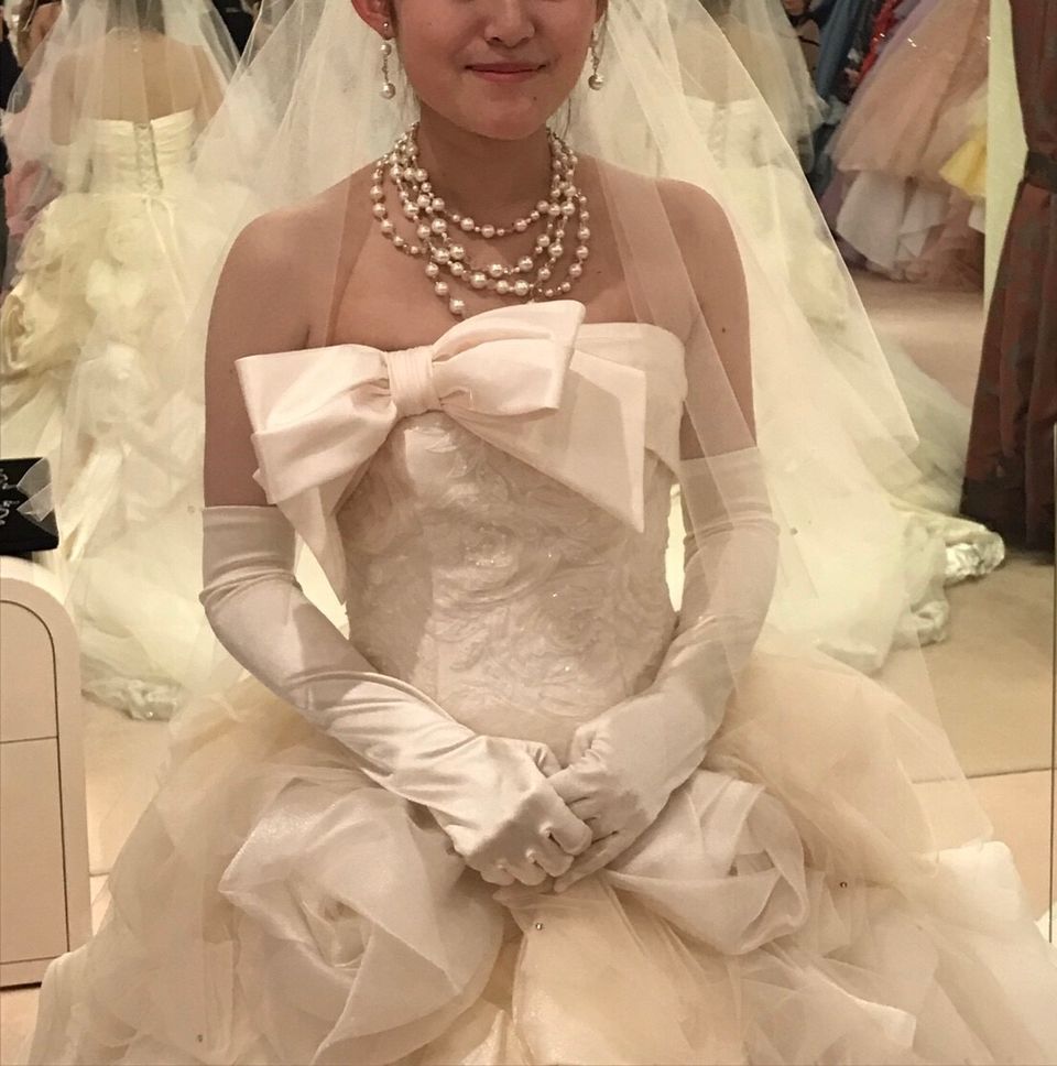 神田うのデザインの可愛いドレス