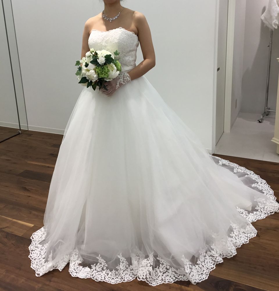 ドレスの数は少ないです。