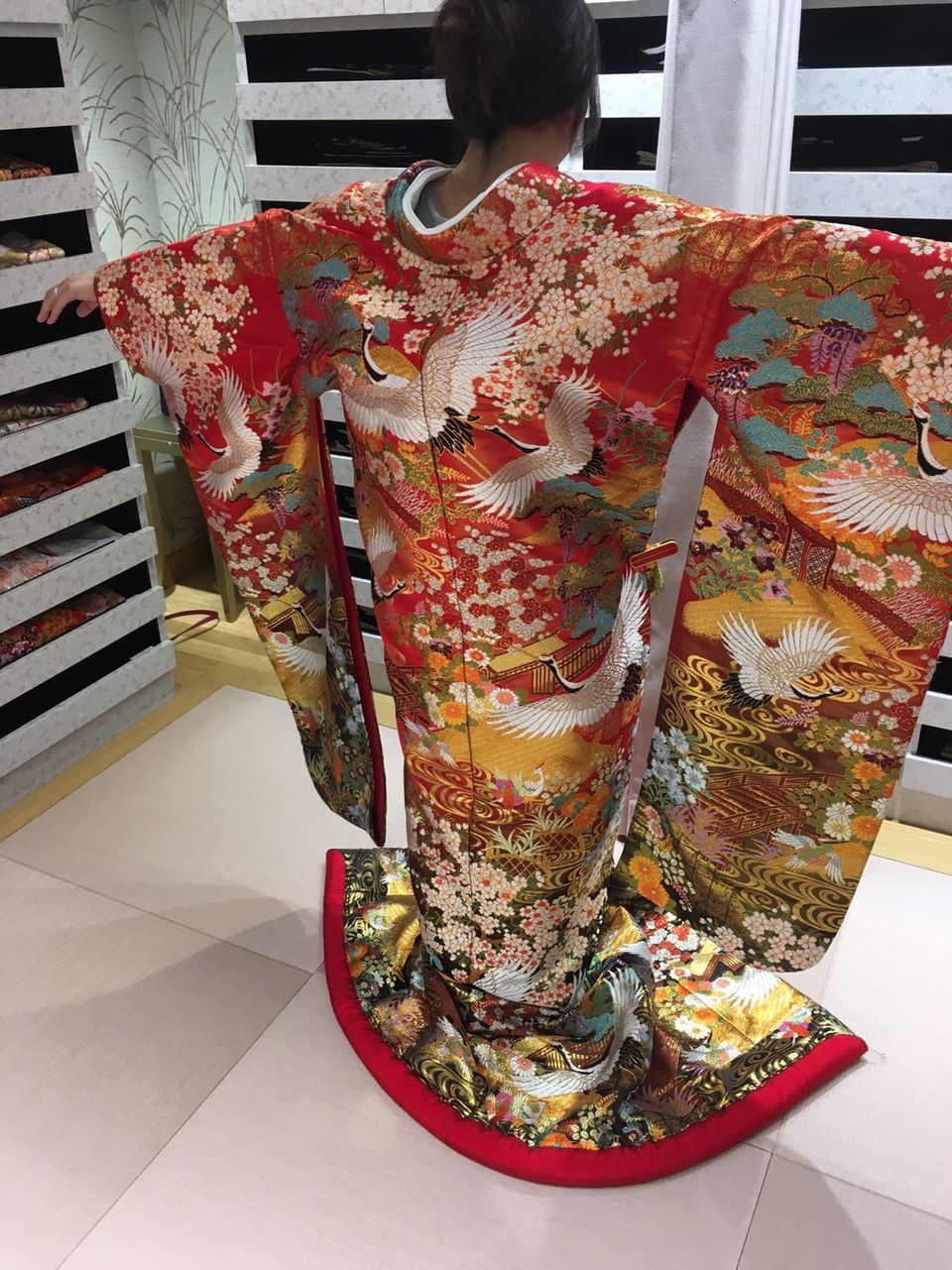 二色が楽しめる色打掛