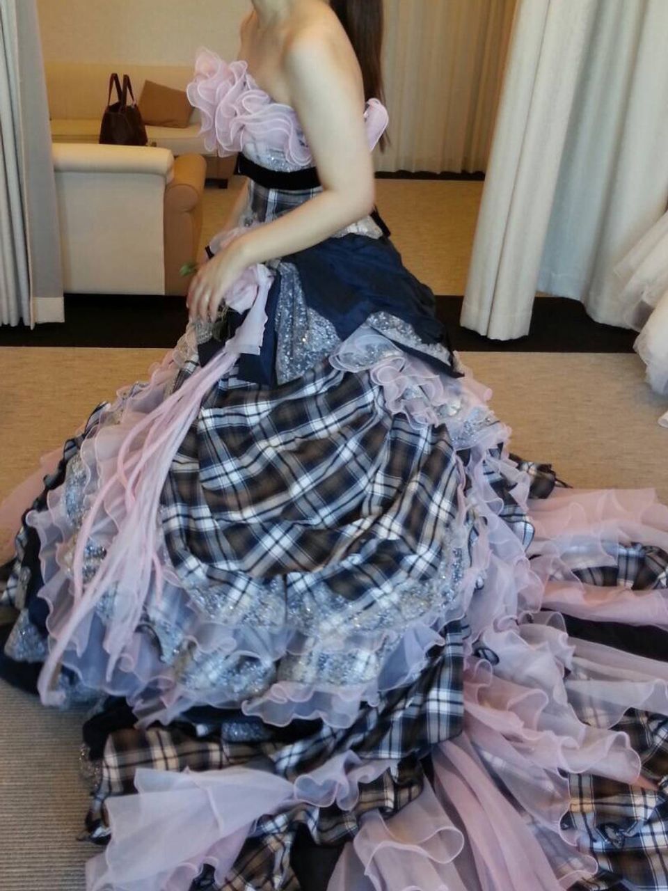上戸彩デザインドレス。上戸彩のデザインドレスです！ネイビーと