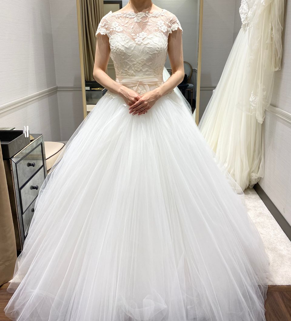 お花レースのナチュラルドレス
