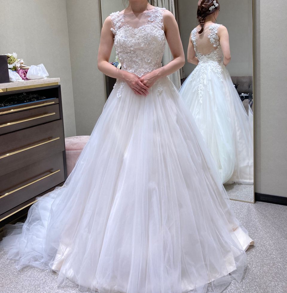 フォーシスさんといえば、なドレス