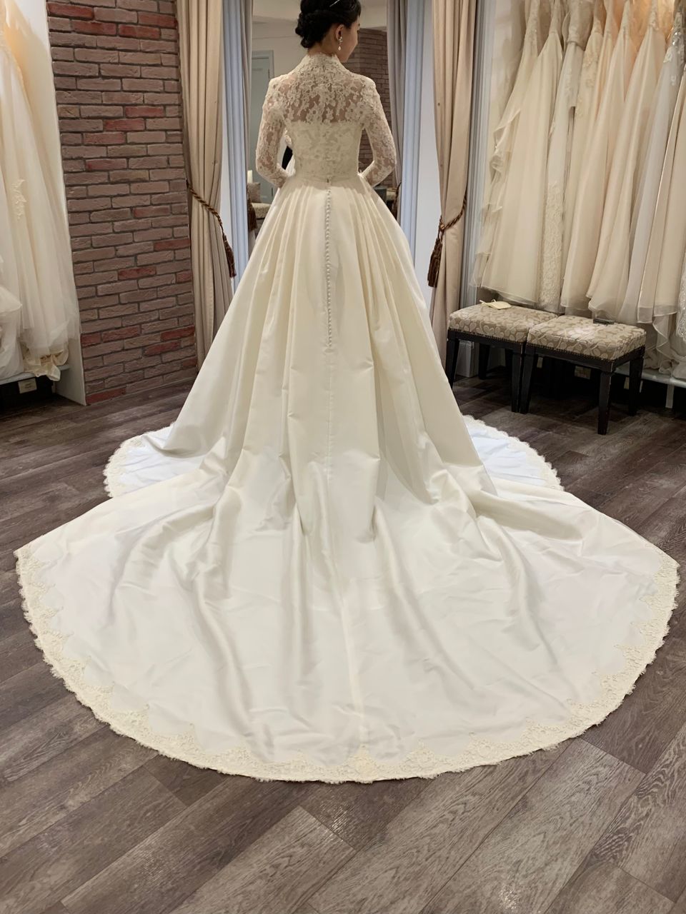 王道のクラシカルドレスで、可愛らしさもあります。