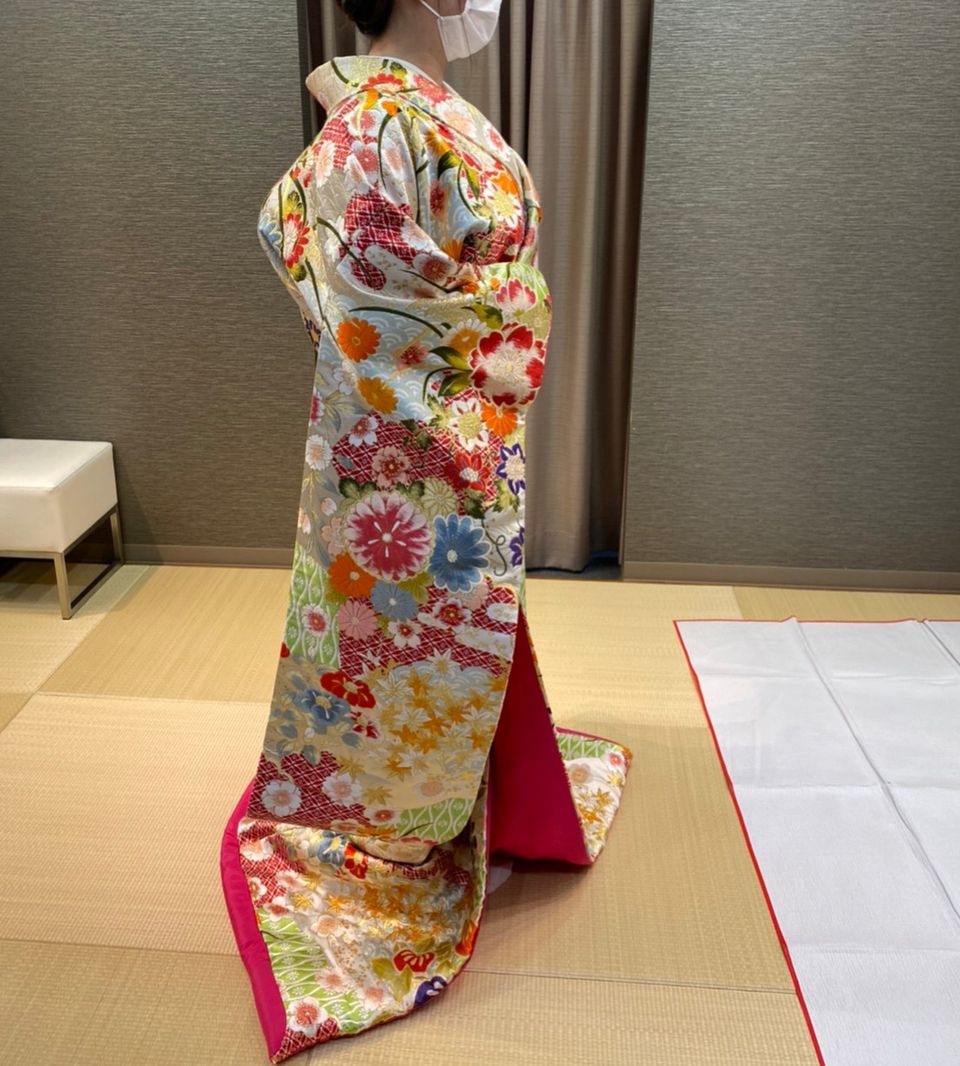 お花たくさんの色打ち掛け