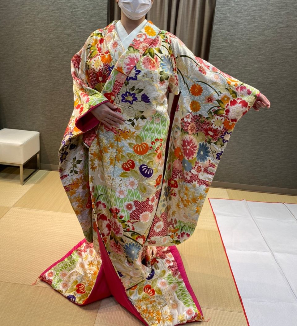 お花たくさんの色打ち掛け