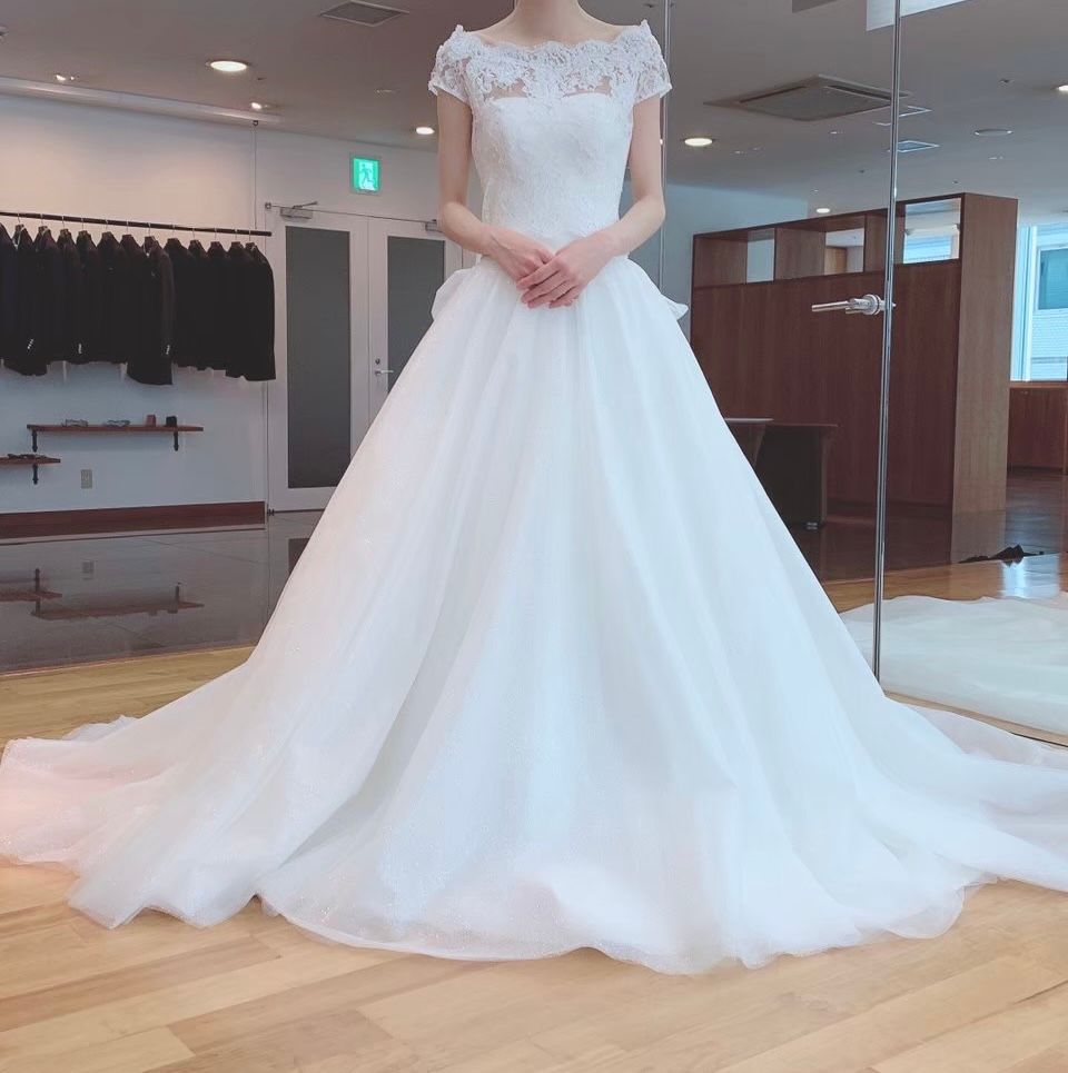 胸元の印象を変えられます