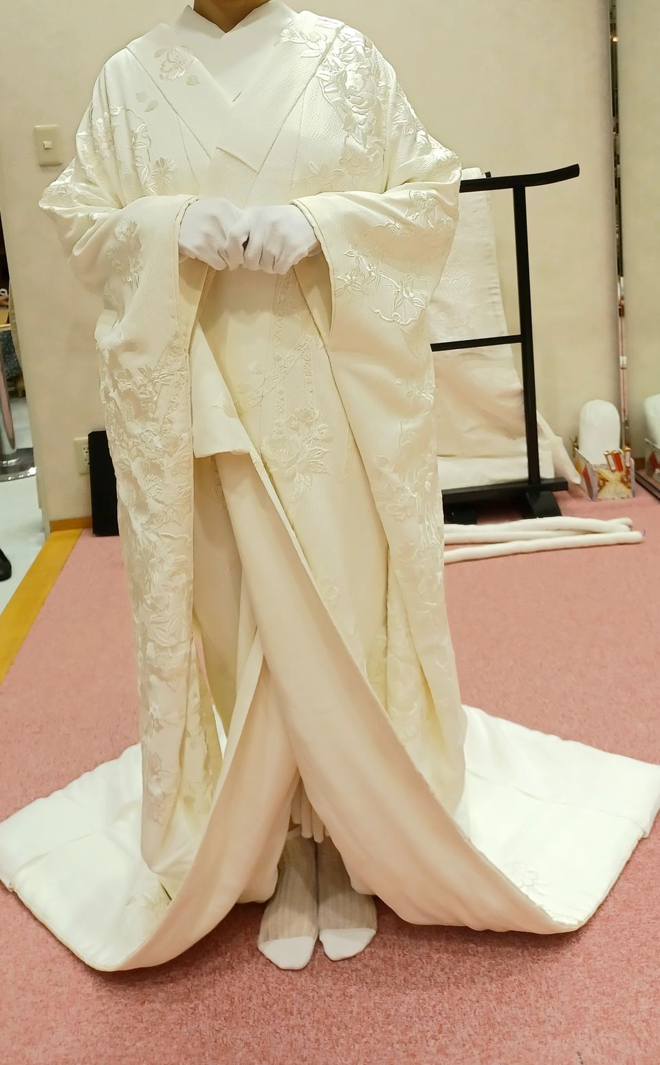 ナチュラルなちりめん生地の白無垢