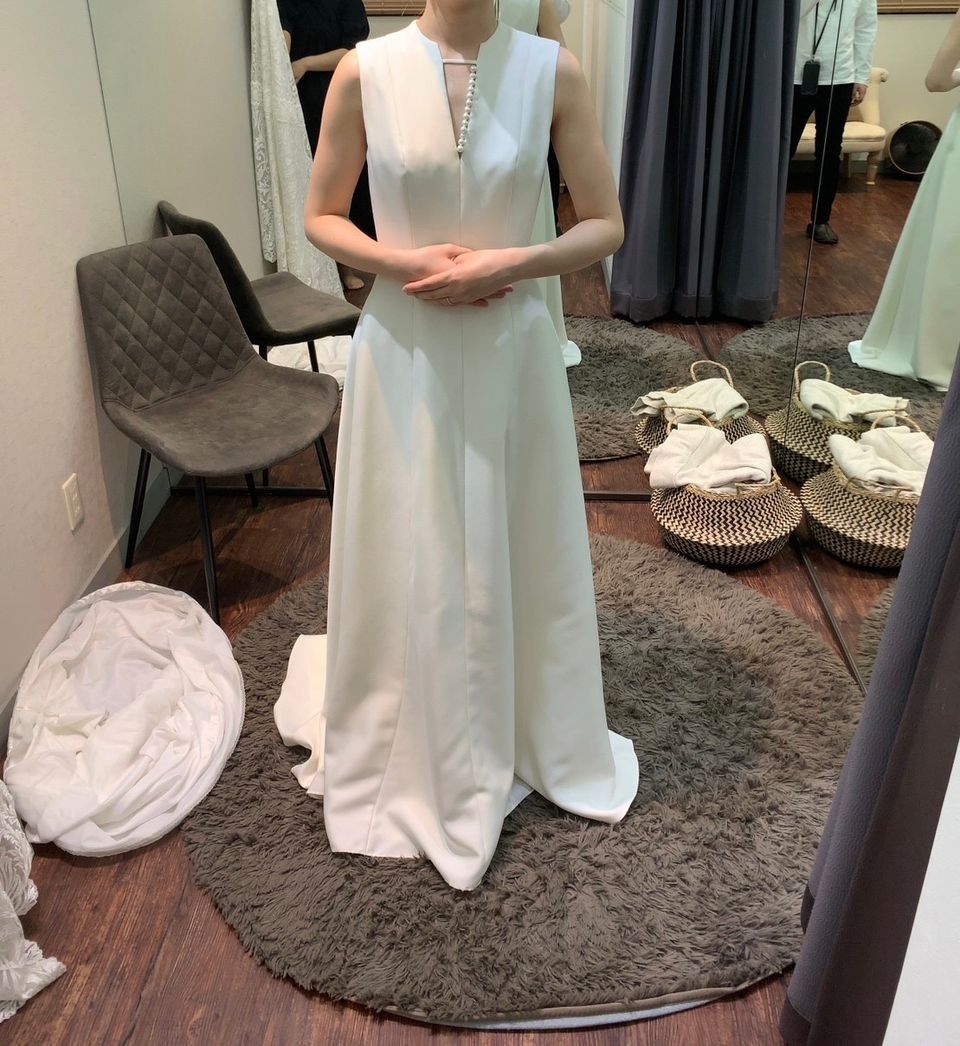 dress benedettaを表すようなカジュアルなドレス