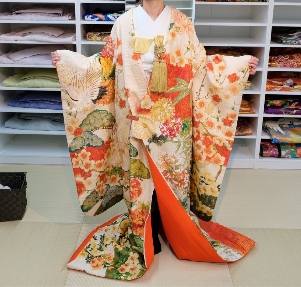 冬婚にぴったりの爽やかな和装