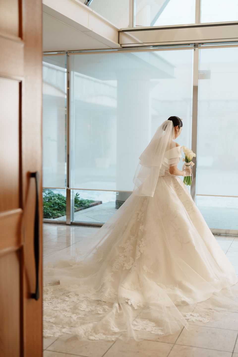 格式高いホテル婚にぴったりのドレス