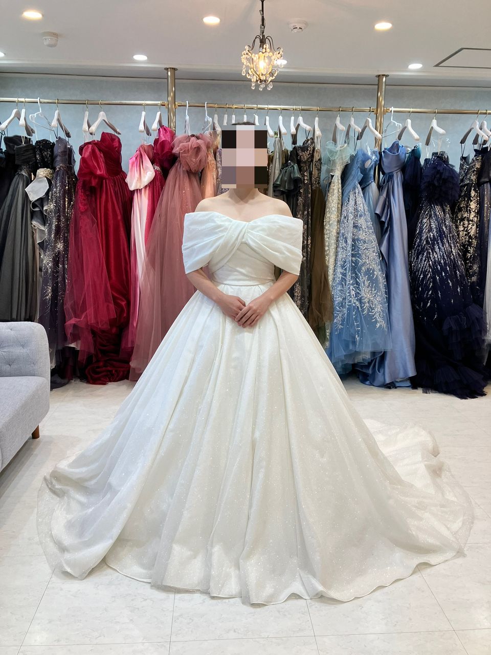 バックスタイルが美しいウエディングドレス