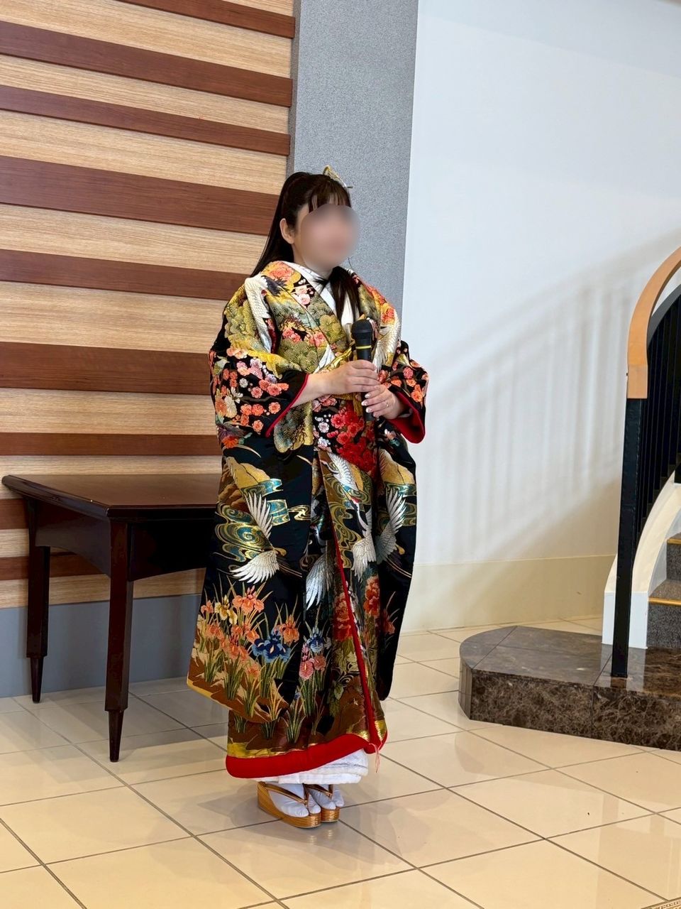 スタイリッシュでゴージャスな色打掛