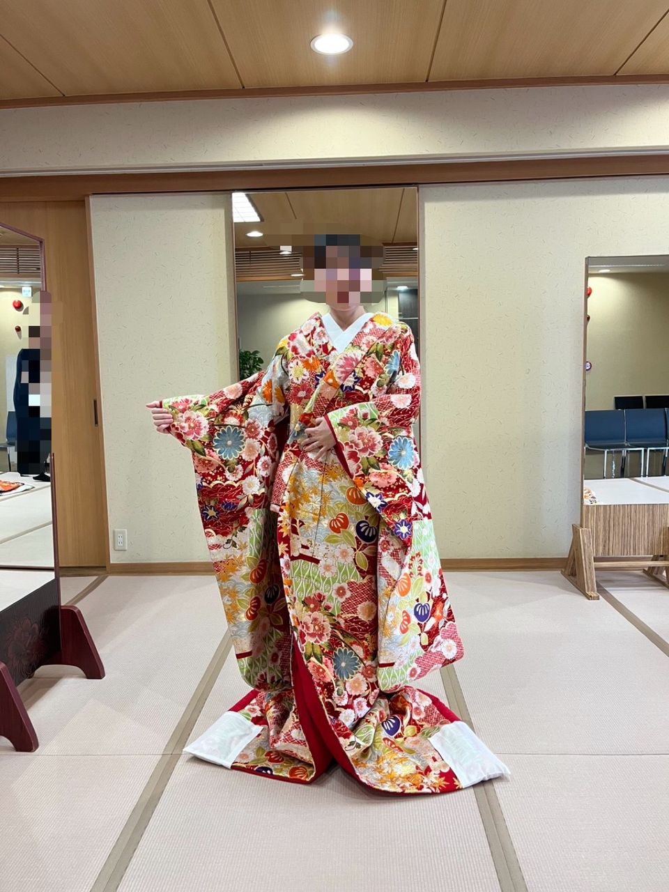 カラフルな色打掛